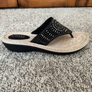 Cliff’s by White Mountain Flip Flops